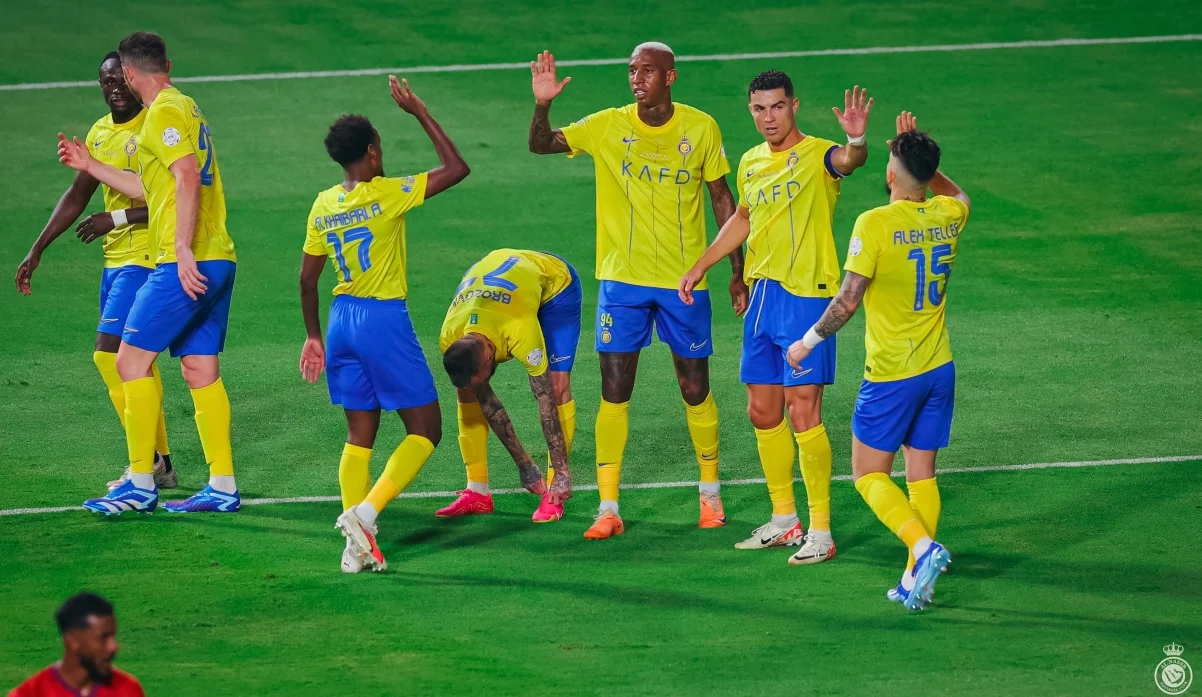 Криштиану Роналду с партнерами / фото: клубный твиттер