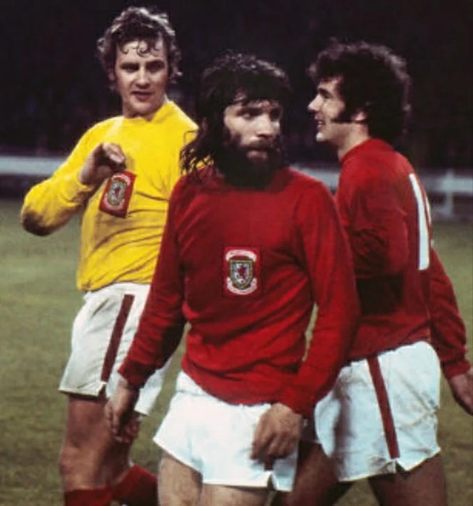 уельс уельс