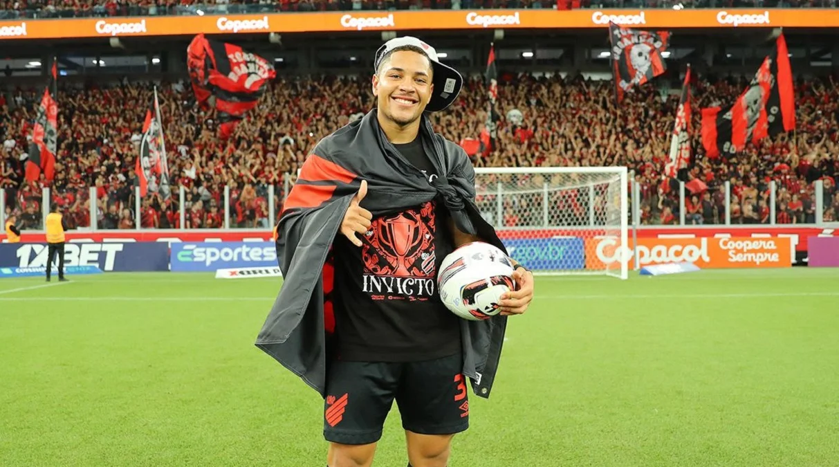 Вітор Роке / Атлетіко Паранаенсе