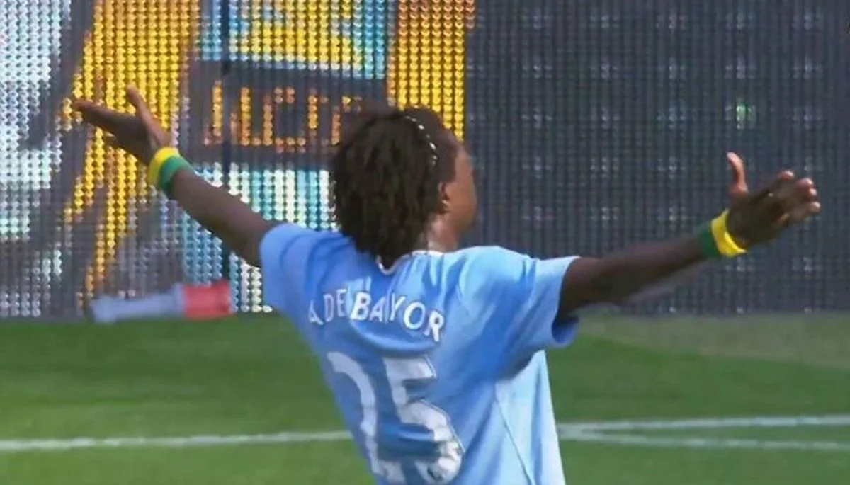 Эммануэль Адебайор