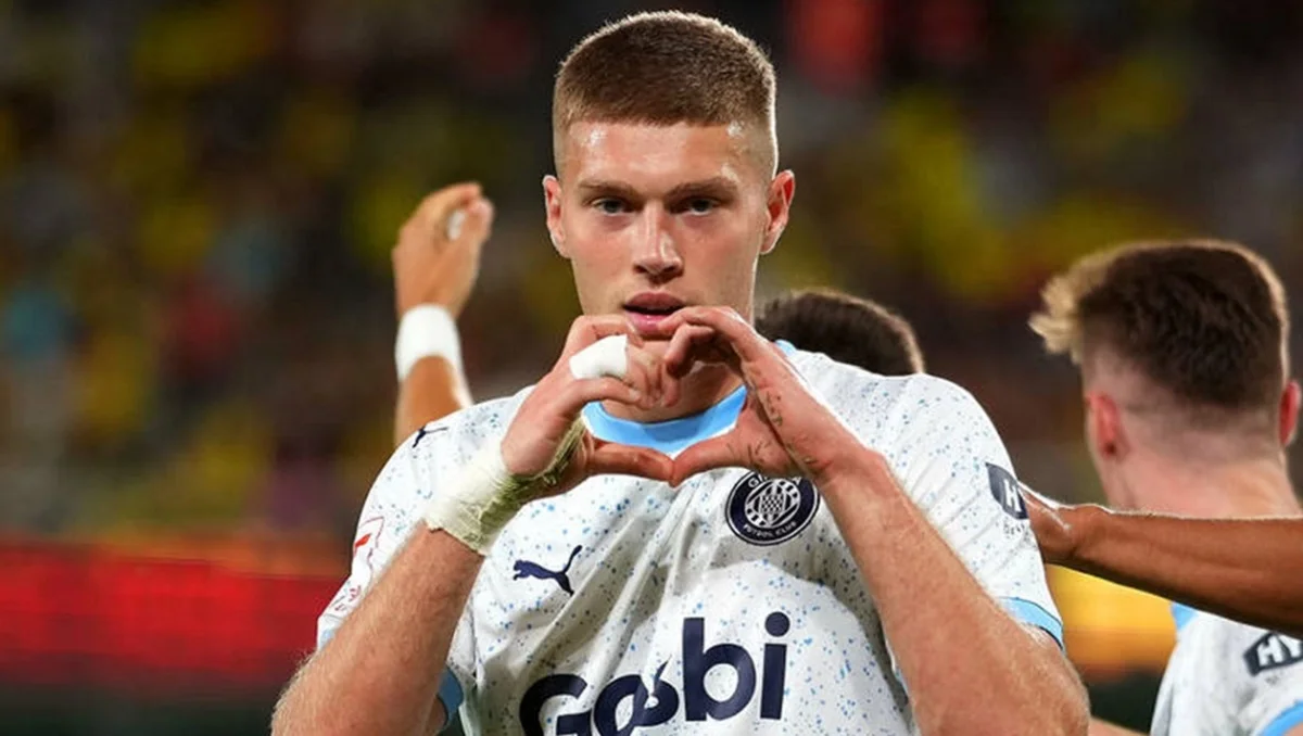 Артем Довбик / Жирона