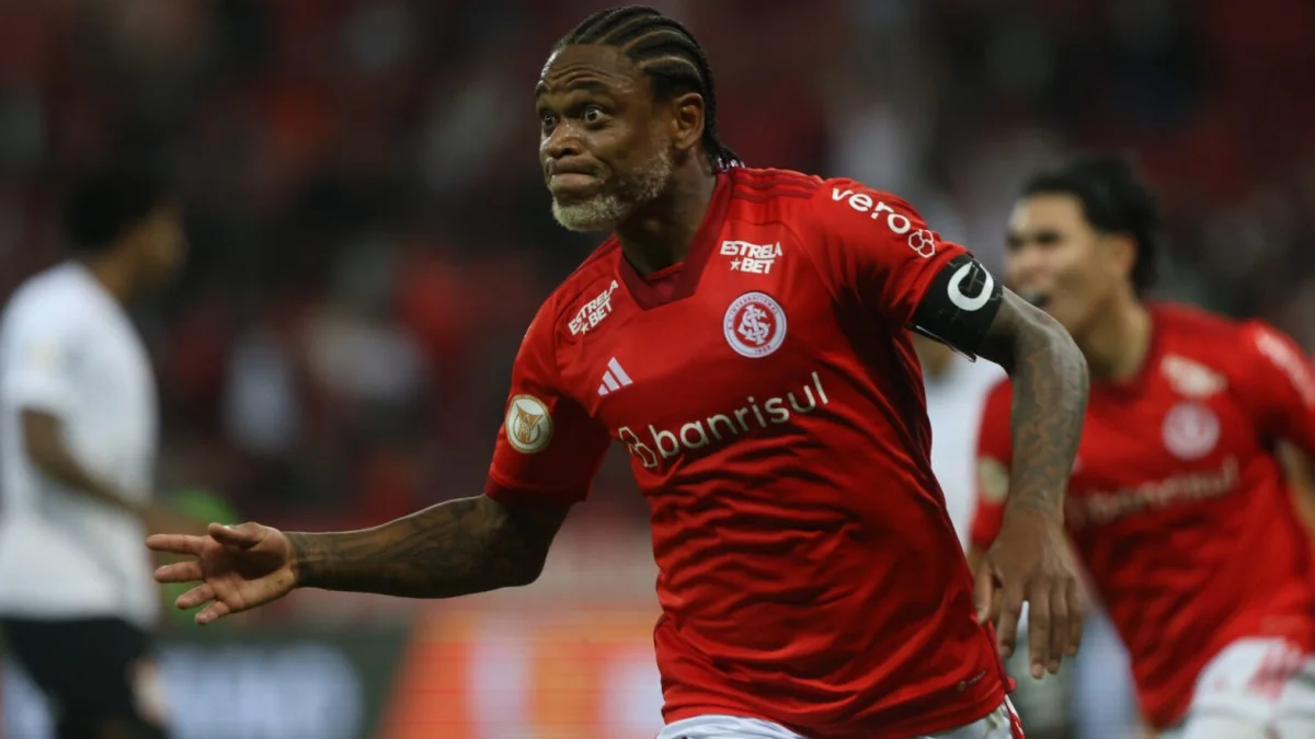 Луис Адриано / фото: ФК Интернасьонал