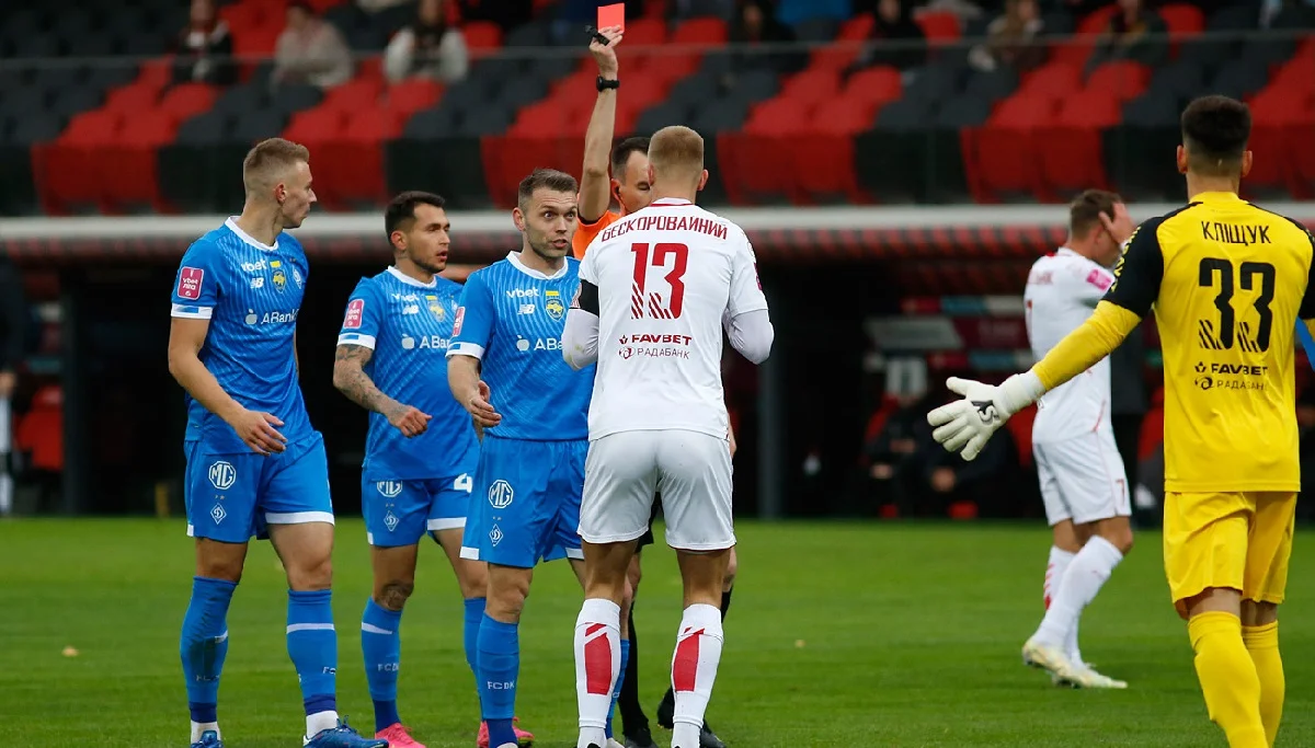 Бескоровайний заробляє вилучення / Фото О. Попова