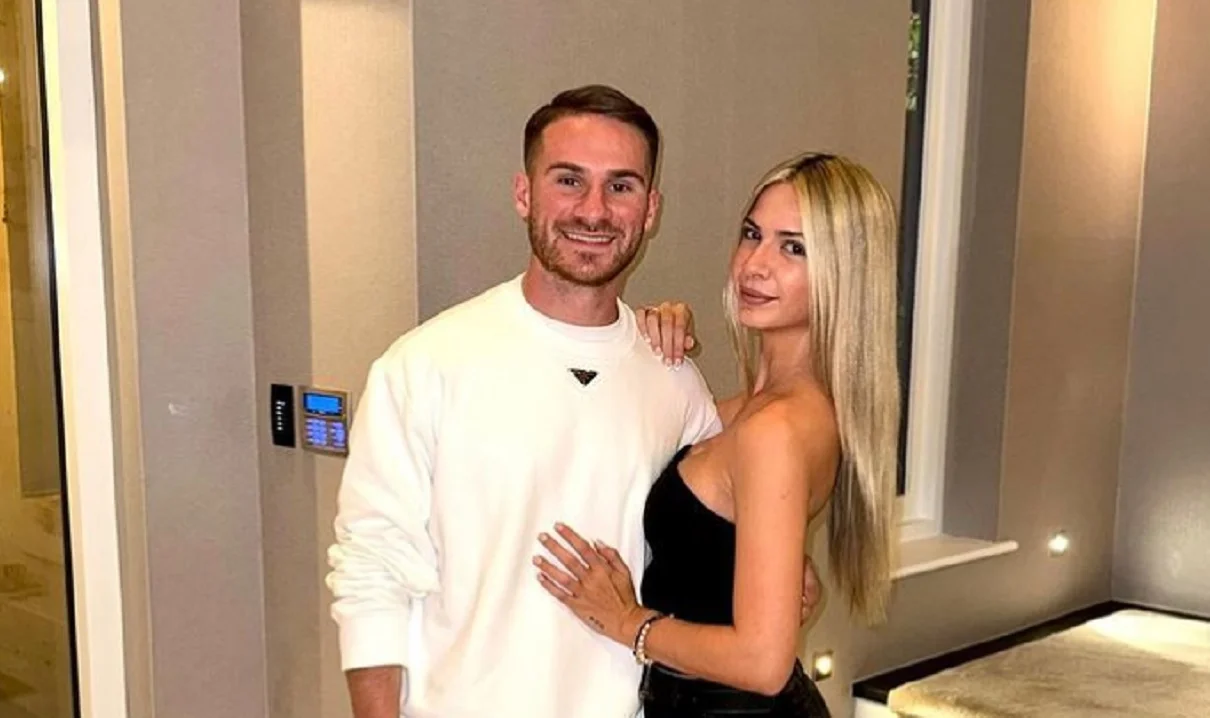 Мак Аллістер з коханою / Фото зі соцмереж