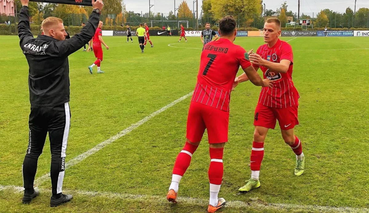 Вячеслав Шевченко дисквалифицирован / Диназ