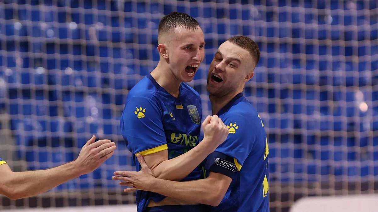 Фото к новости: Лига чемпионов, футзал: ХИТ на последних секундах избежал катастрофы, вырвав сверхважную победу