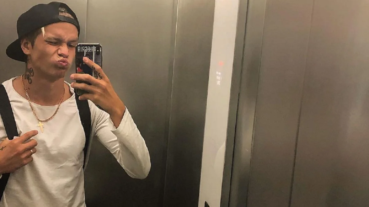 Михаил Мудрик / Стоп-кадр из интервью