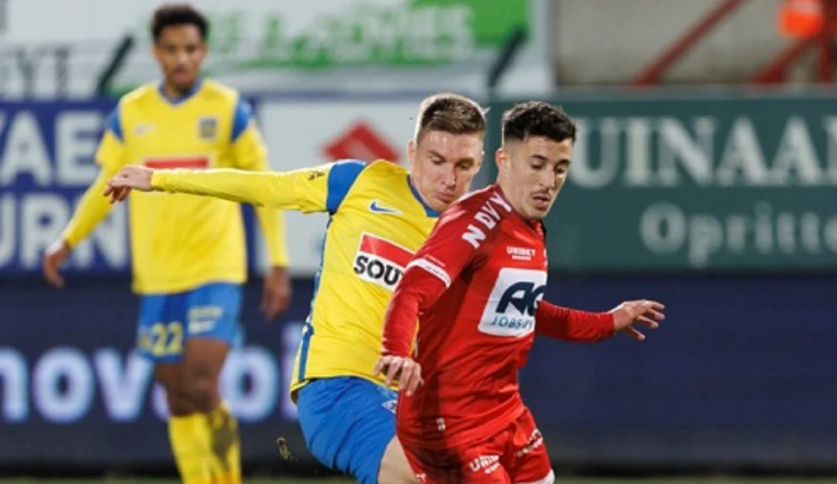 Сергей Сидорчук (в центре) / Belga Image