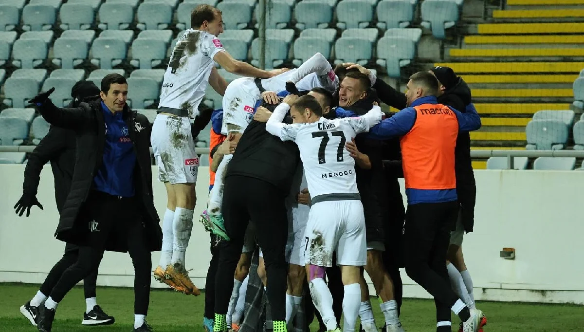 ЛНЗ / ФК ЛНЗ