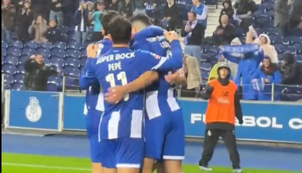 Порту/скриншот с трансляции