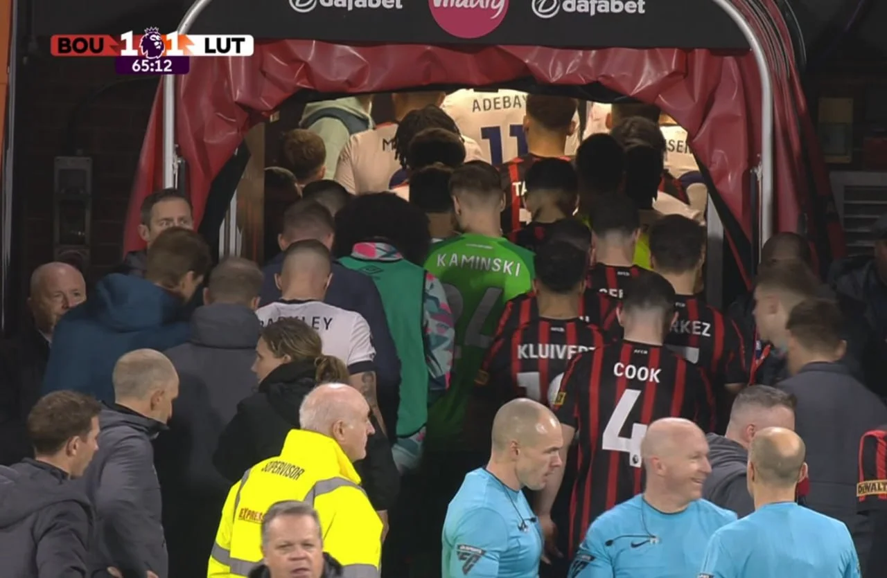 Борнмут – Лутон / скріншот з трансляції