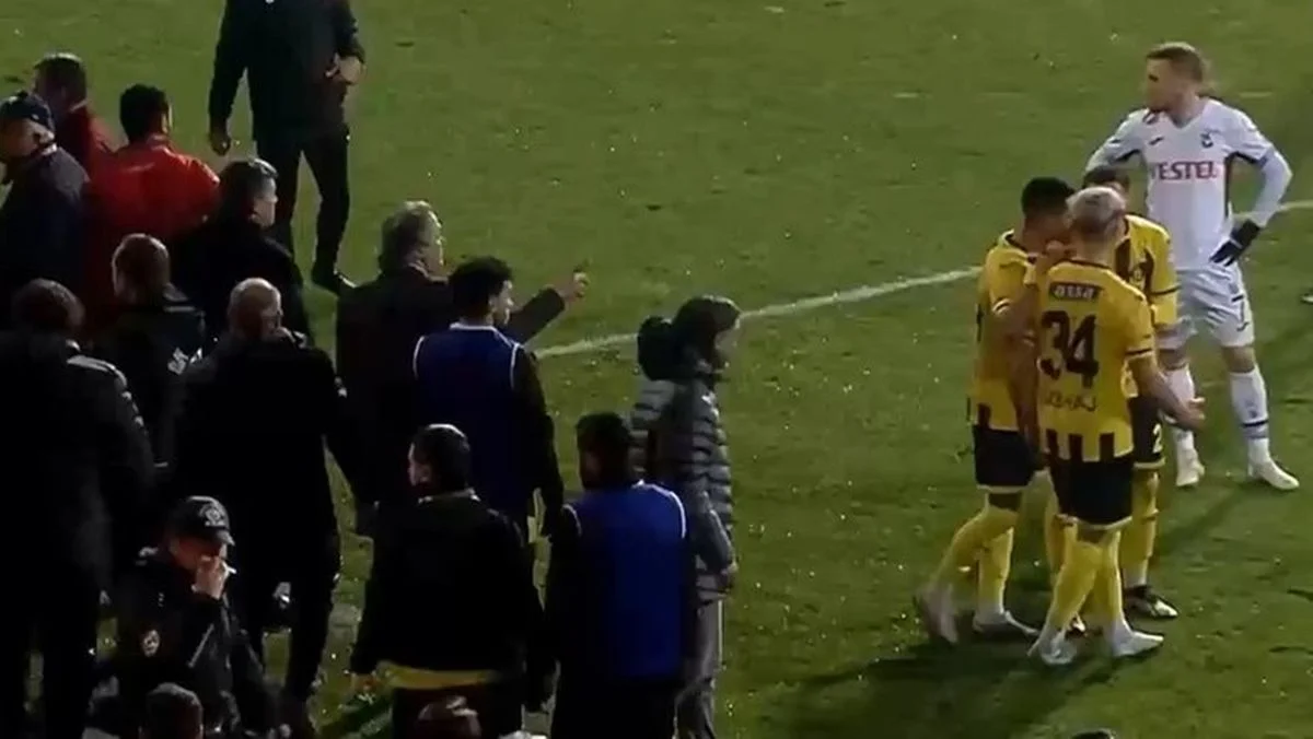 Истанбулспор – Трабзонспор / скриншот