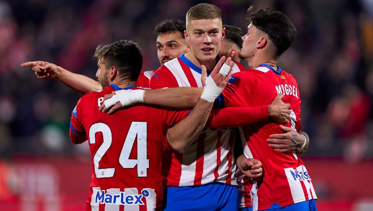 Артем Довбик (в центрі) / Getty Images