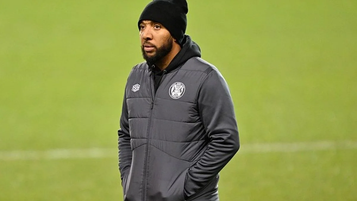 Трой Діні / Pro Shots