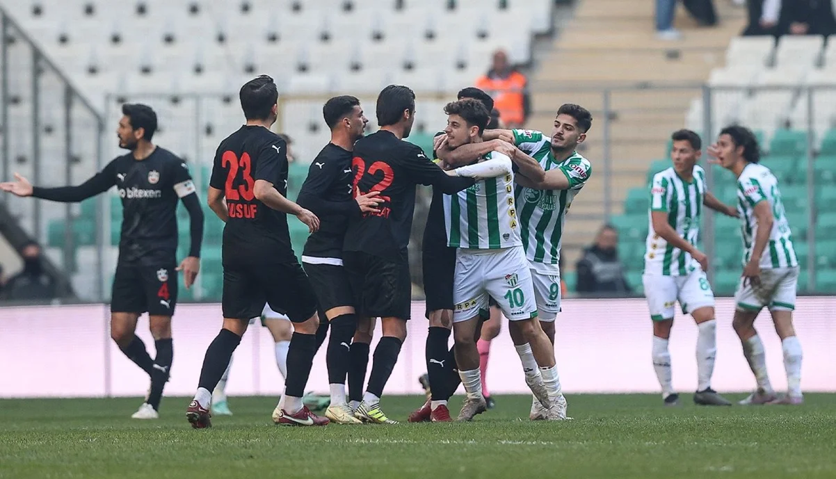 Бурсаспор – Диярбакирспор / фото: AA