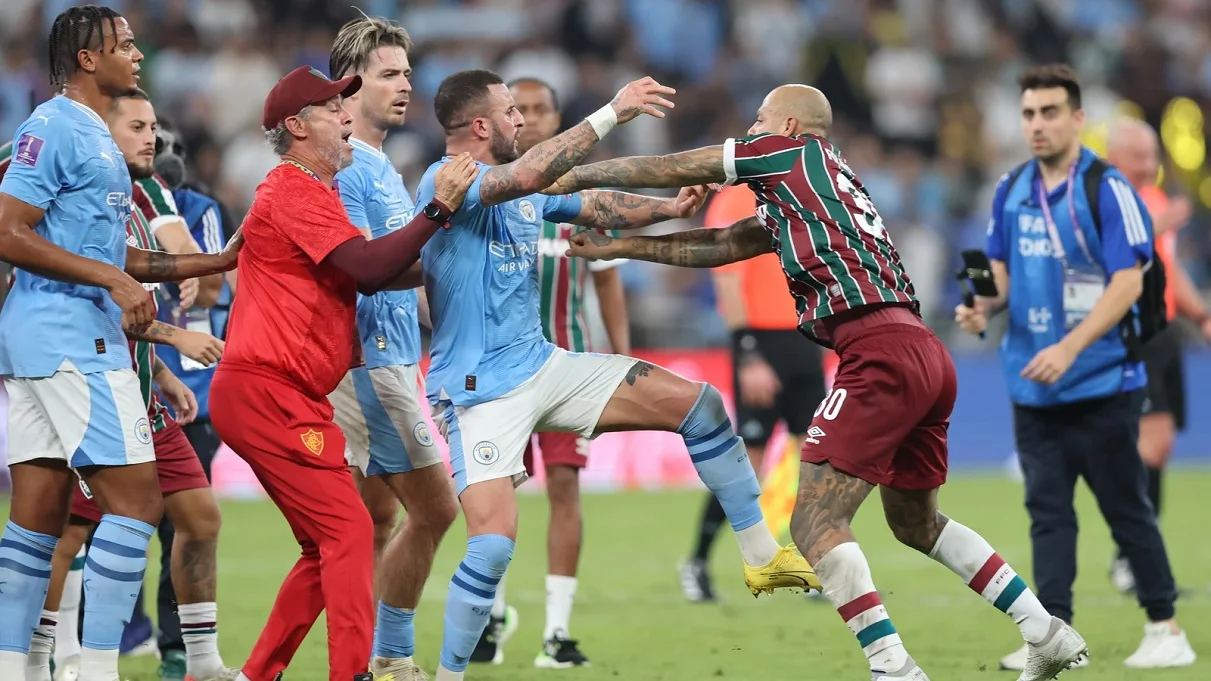 Схватка Вокера и Мело / EFE