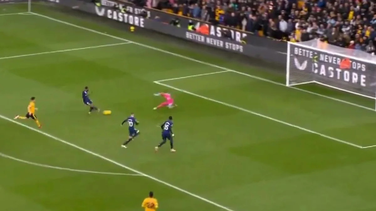 Утраченный момент Стерлинга / скриншот