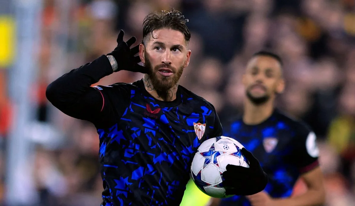 Серхіо Рамос забиває Лансу