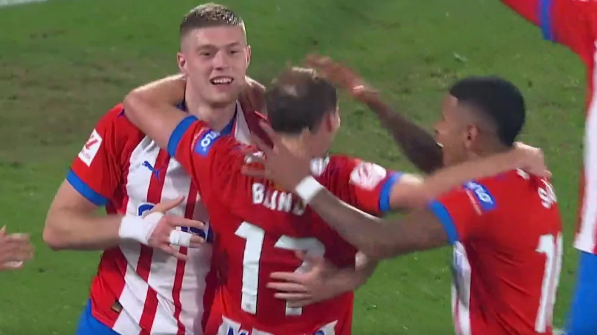 Артем Довбик та Дейлі Блінд / скріншот