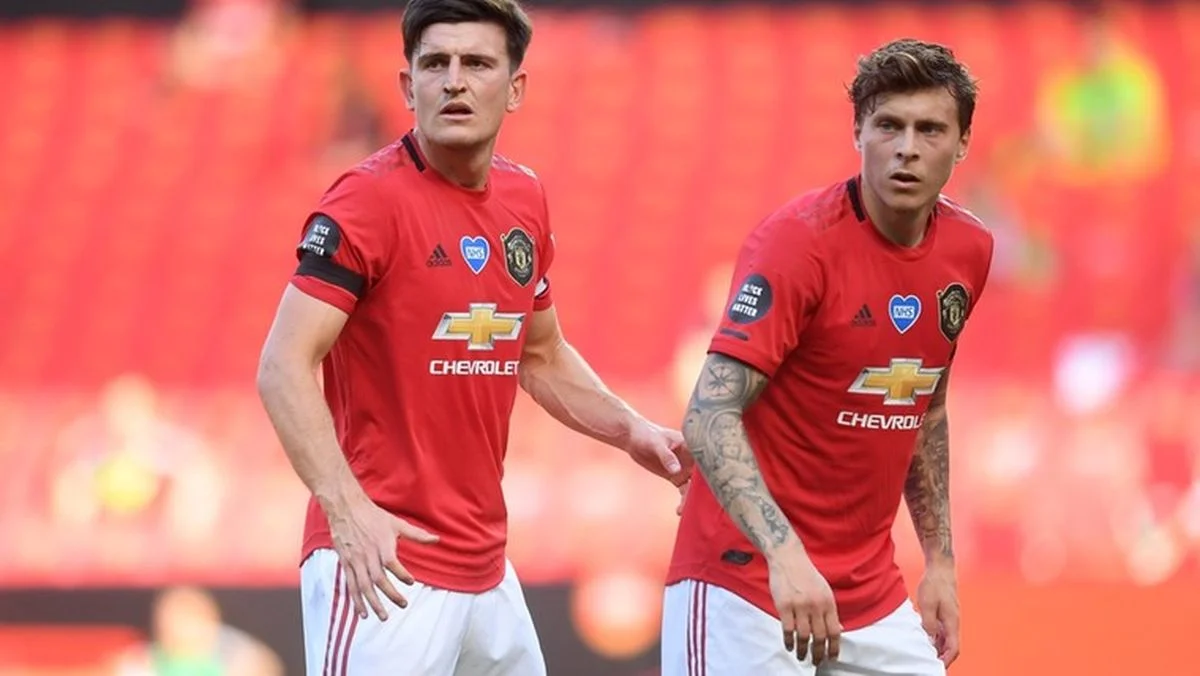 Магуайр та Лінделеф / Pro Shots