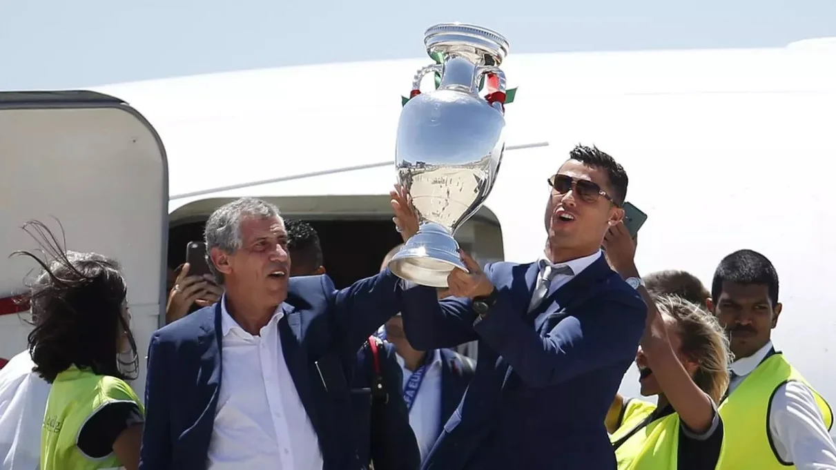 Сантуш і Роналду / Record