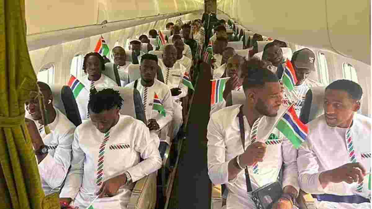 Гравці африканської збірної втратили свідомість в літаку – пілотам довелося робити екстрену посадку