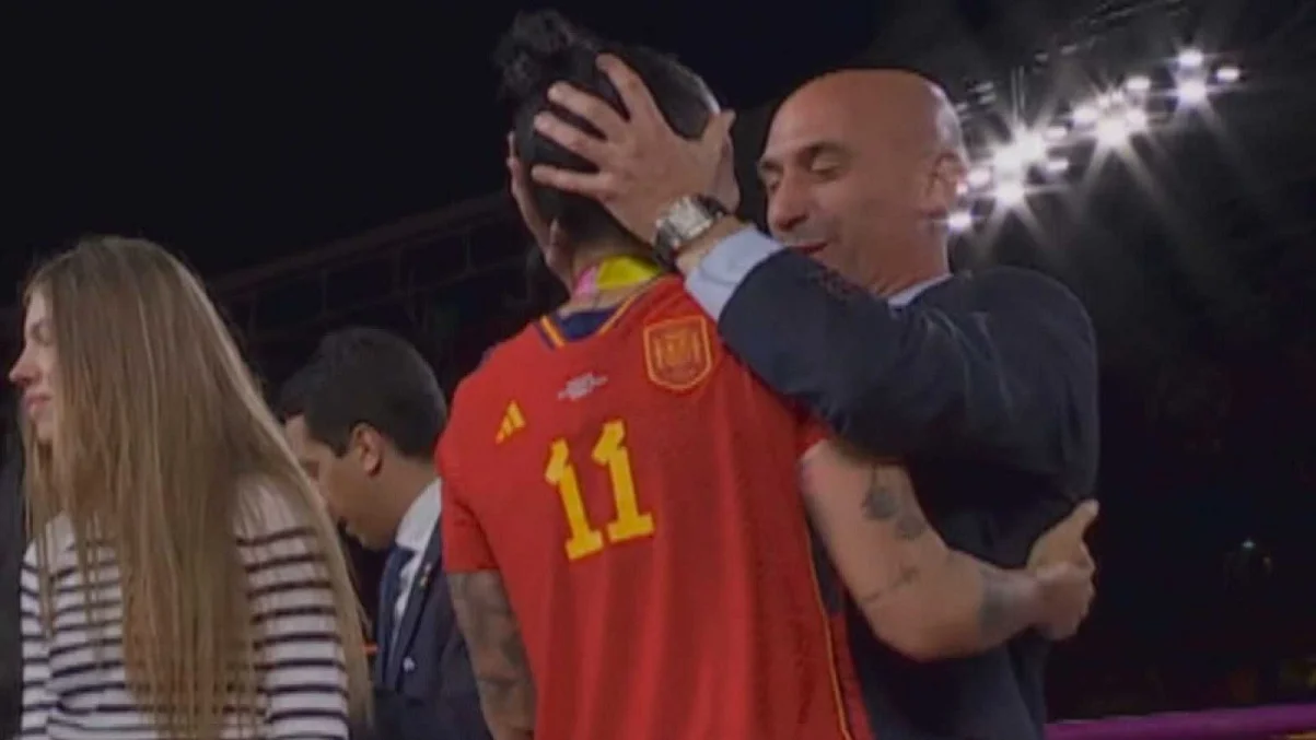 Эрмосо и Рубиалес / Скрин