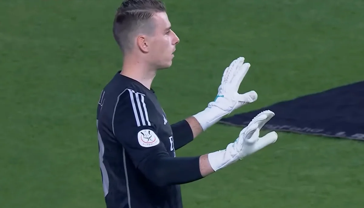 Андрей Лунин / Стоп-кадр из видео