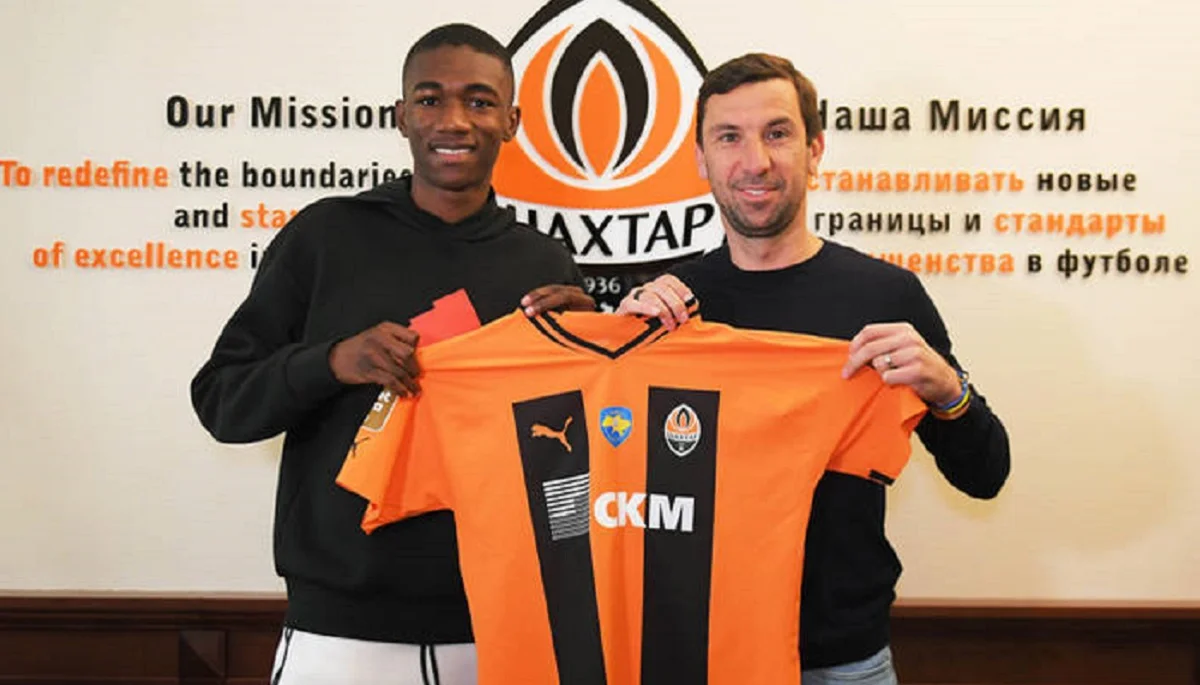 Дэнил Кастильо и Дарио Срна / Шахтер