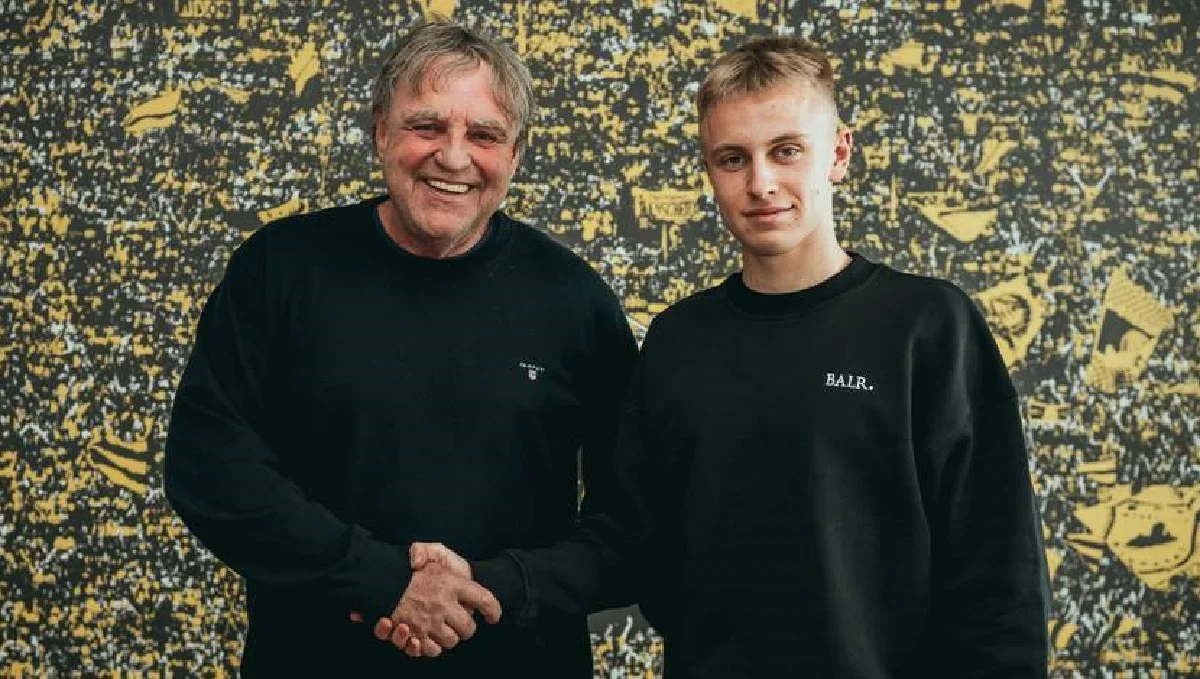 Даниил Кревсун (справа) / ФК Боруссия Д