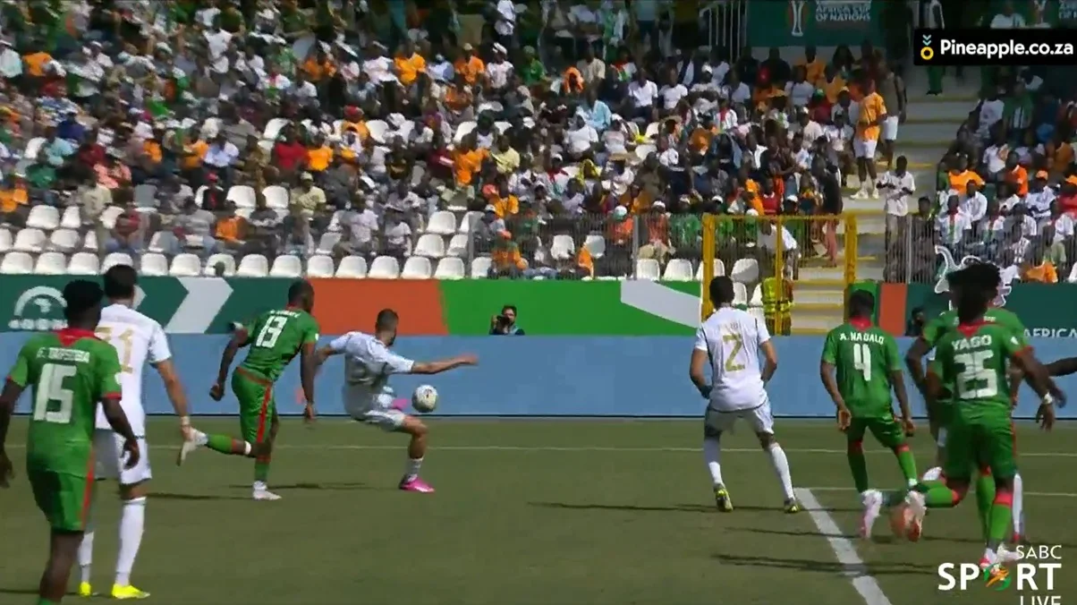 Алжир – Буркина-Фасо – 2:2 / скриншот