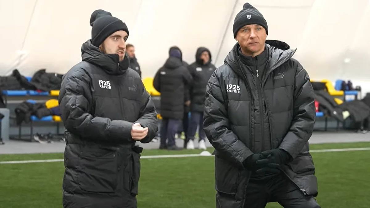 Виктор Скрипник (справа) / Стоп-кадр из видео