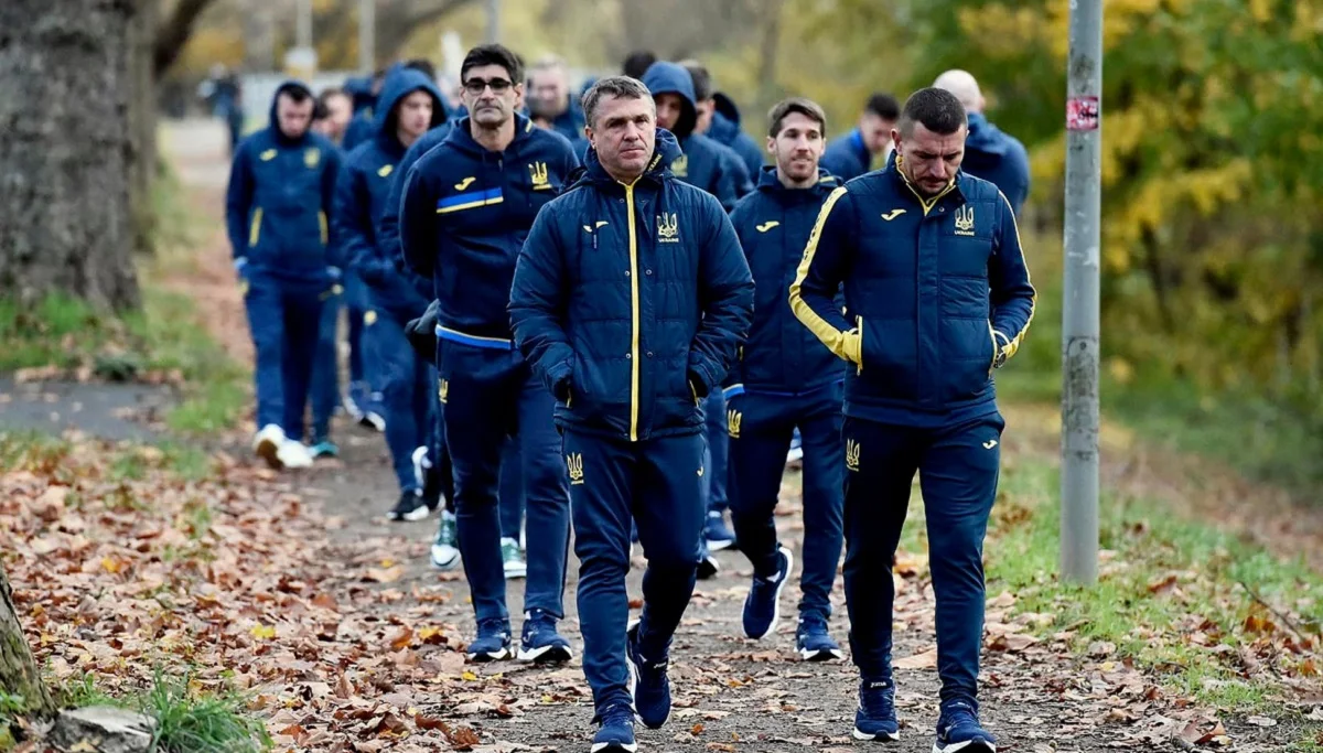 Сергій Ребров і тренерський штаб збірної України / УАФ