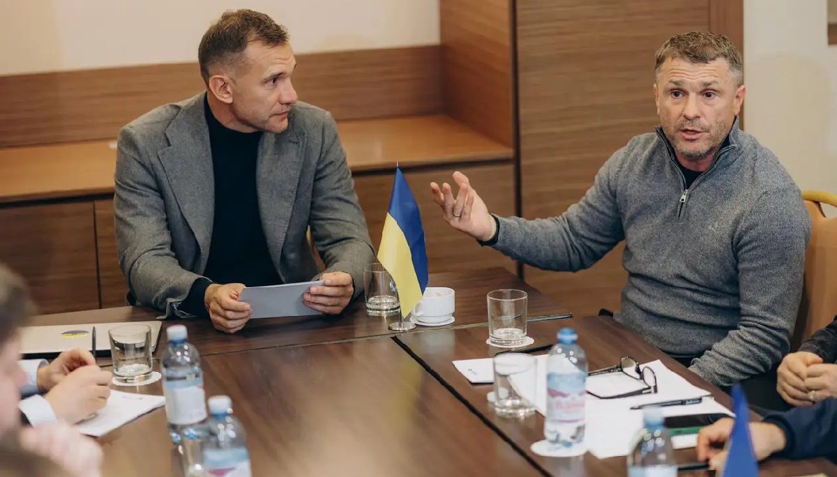 Президент УАФ Андрій Шевченко зі своїм віце-президентом Сергієм Ребровим / УАФ