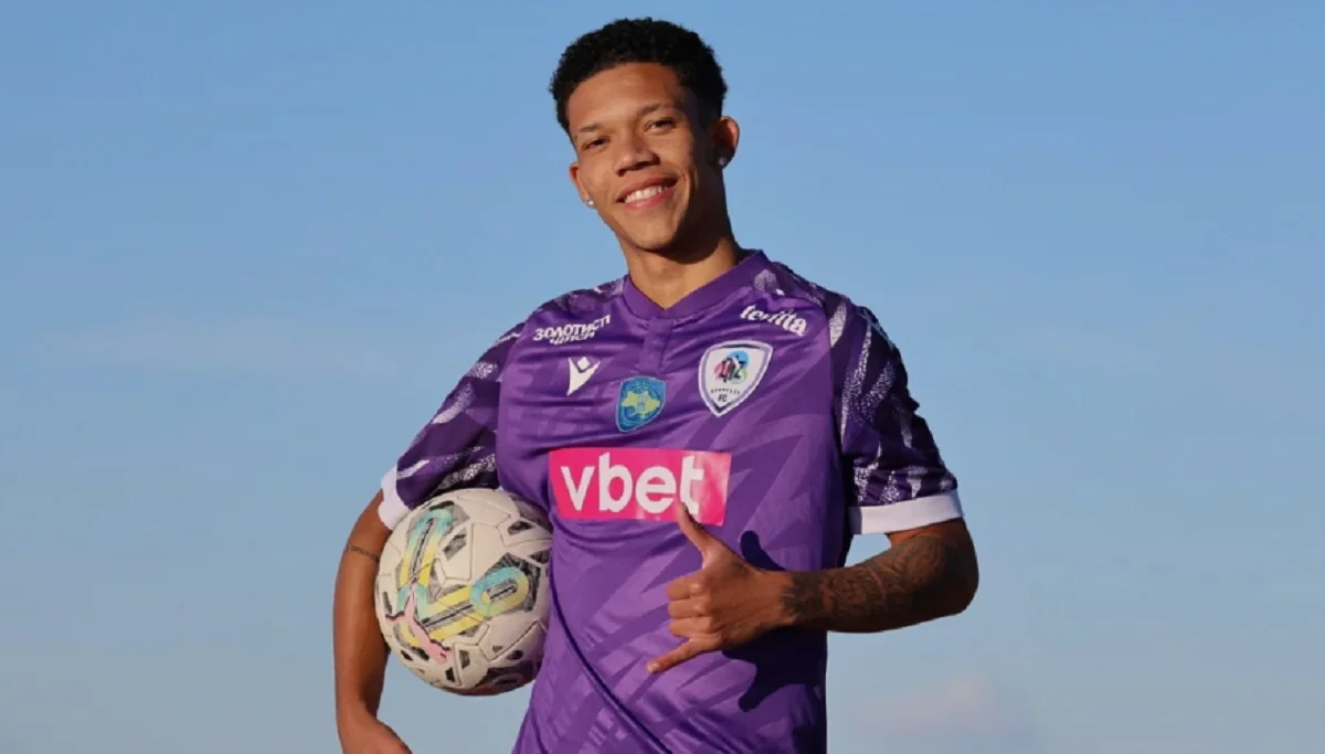 Итало Магната / ФК ЛНЗ