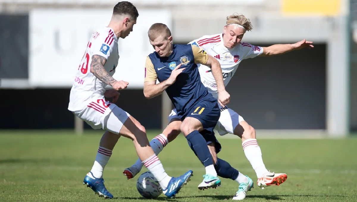 СК Днепр-1 – Ракув – 1:4 / СК Днепр-1