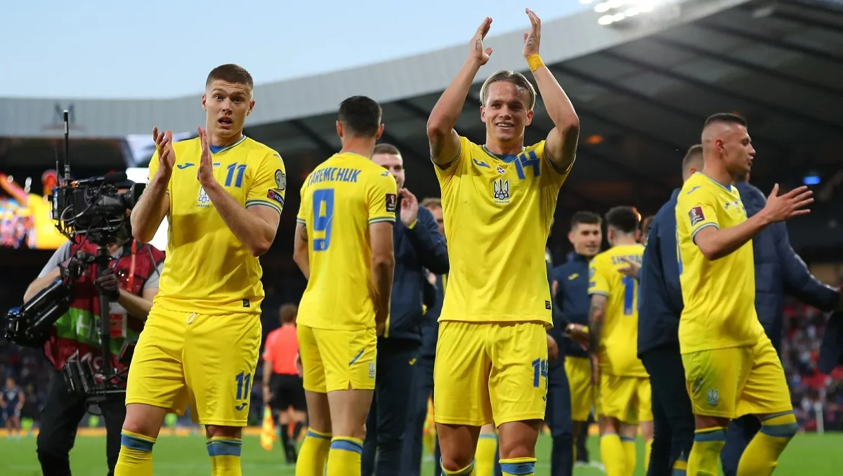 Артем Довбик і Михайло Мудрик / УАФ