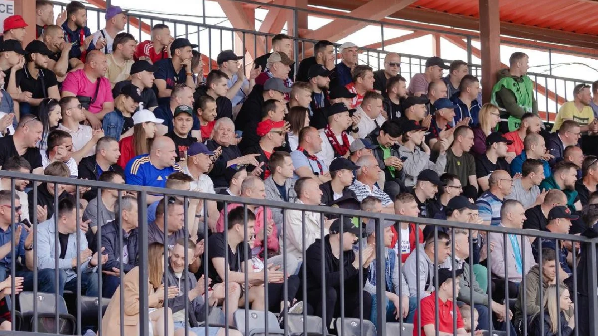 Болельщики Вереса / ФК Верес