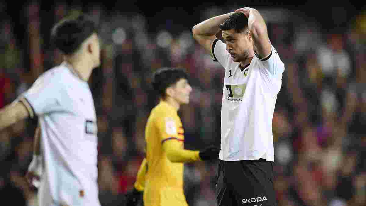 Яремчук цього тижня не гратиме – матч Валенсії перенесли, оголошена триденна жалоба