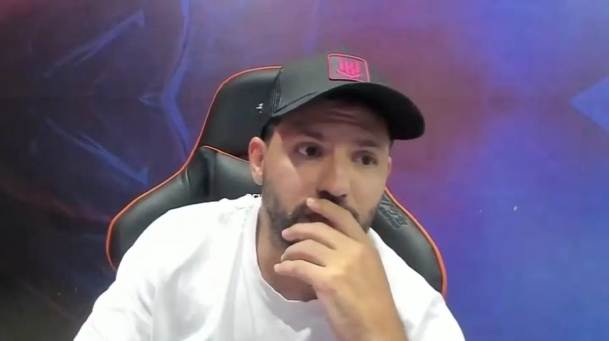 Серхио Агуэро / скриншот с Twitch