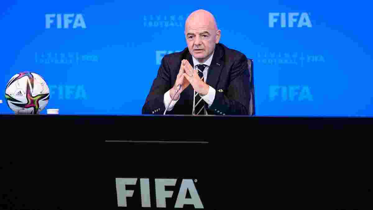 Синя картка у футболі: президент ФІФА виніс фатальний вердикт нововведенню