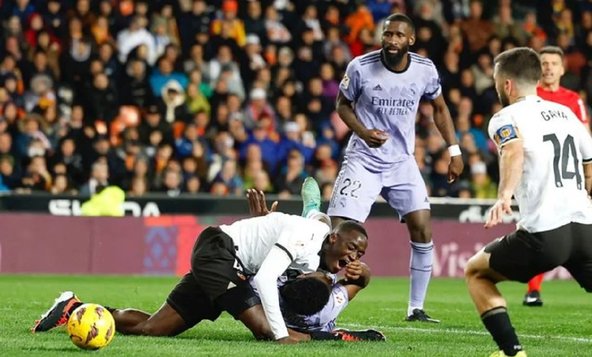 Травма Діакабі / AS