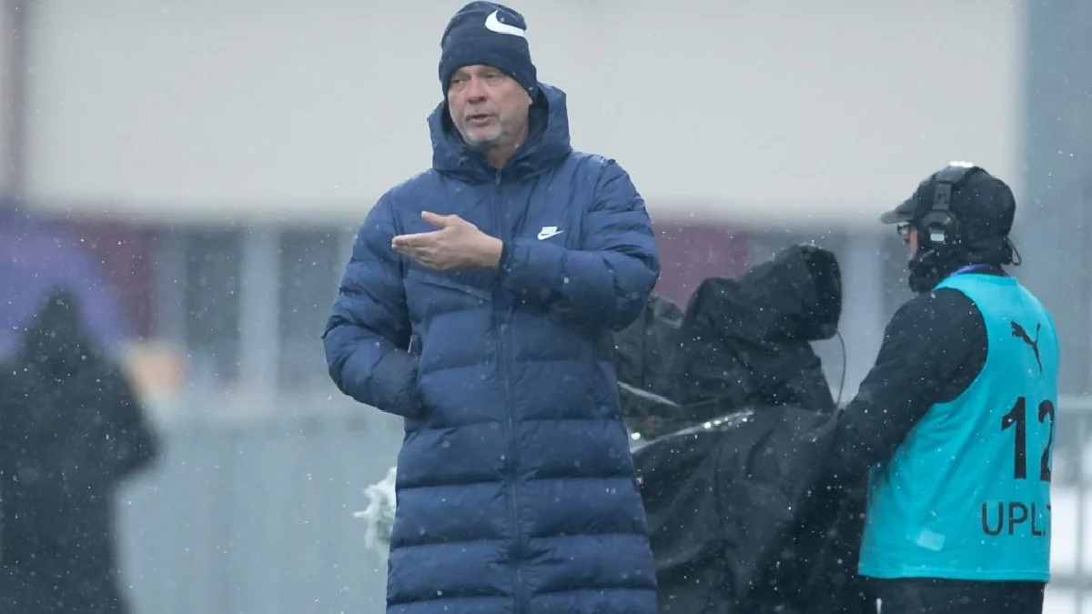 Сергій Ревут / СК Дніпро-1