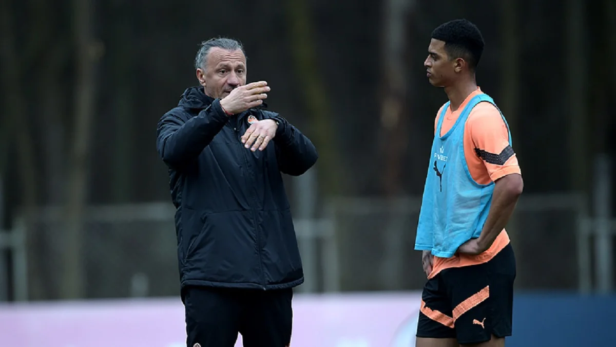 Кевин Келси (справа) / ФК Шахтер