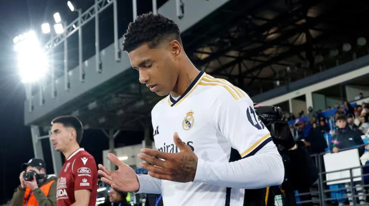 Вінісіус Тобіас / AS