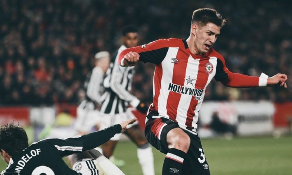 Єгор Ярмолюк / Brentford