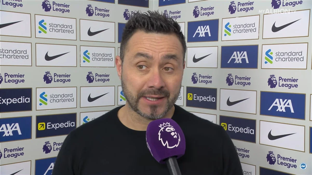 Роберто Де Дзерби / скриншот