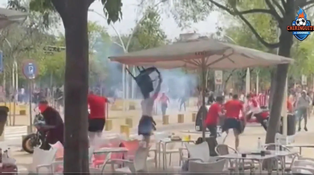 Бійка фанатів / скріншот