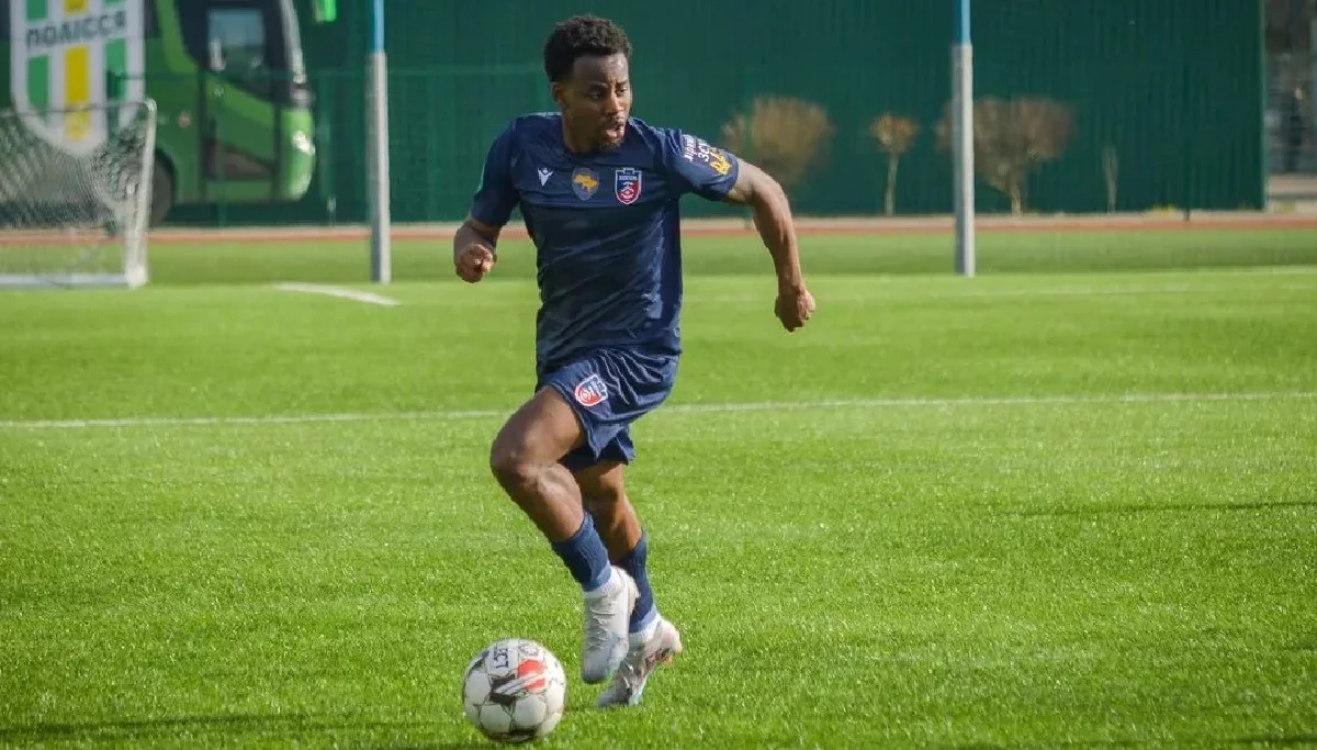 Джордж Льюїс / ФК Звягель