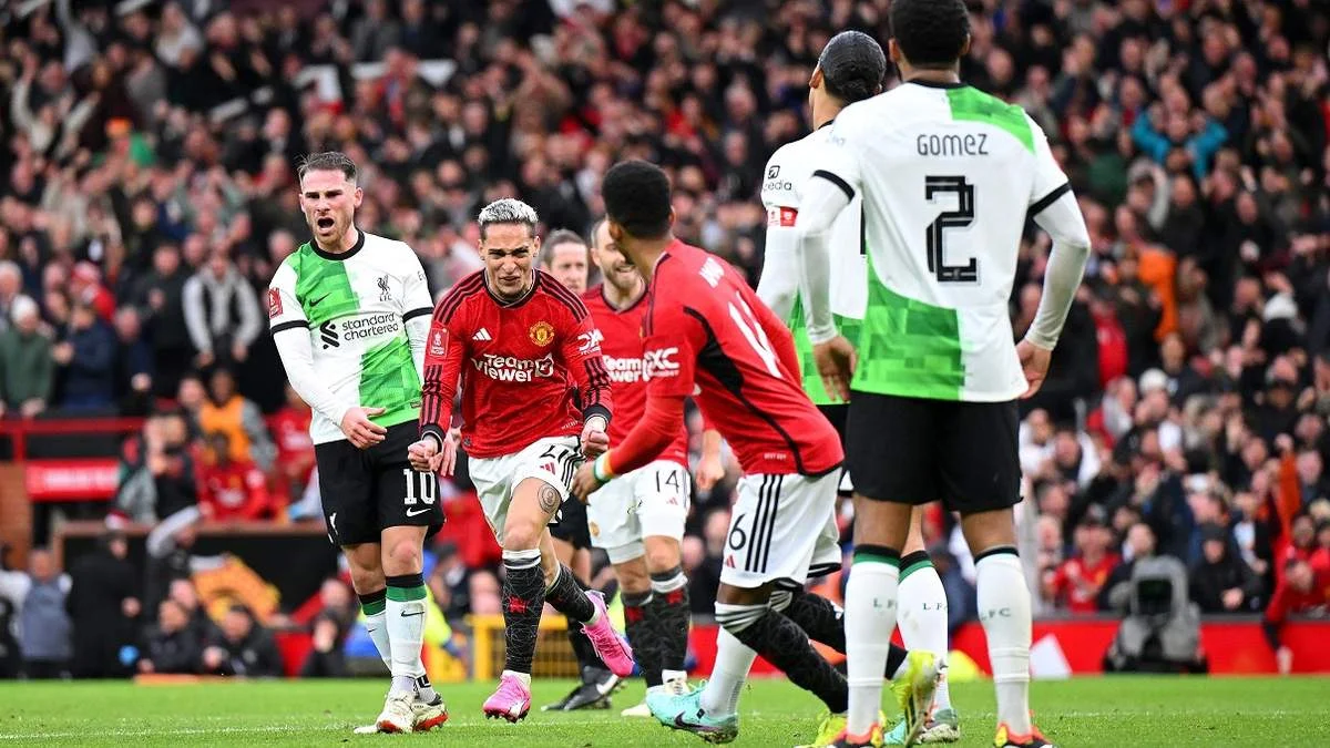 МЮ – Ліверпуль: стартові склади та онлайн-трансляція центрального матчу туру АПЛ (Фото Getty Images)